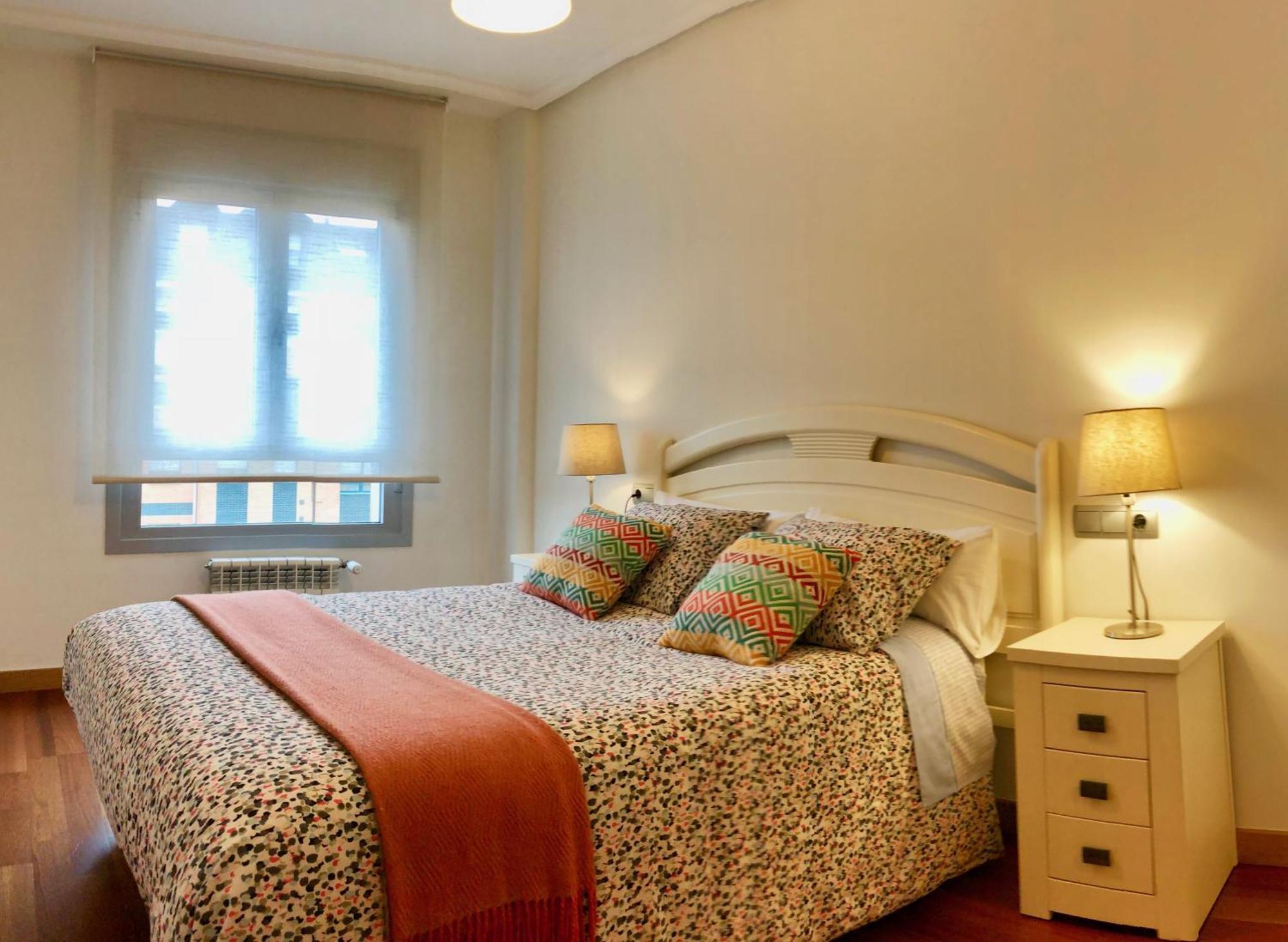 Apartamento Europa Jardin โอเบียโด ภายนอก รูปภาพ
