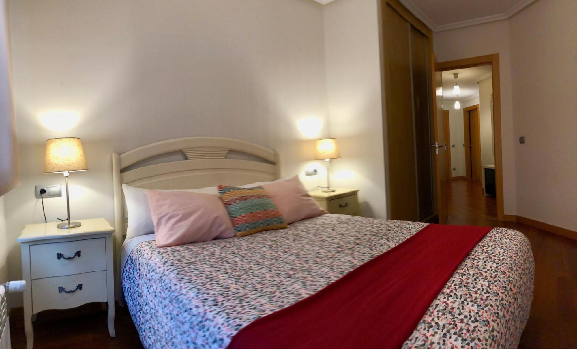 Apartamento Europa Jardin โอเบียโด ภายนอก รูปภาพ