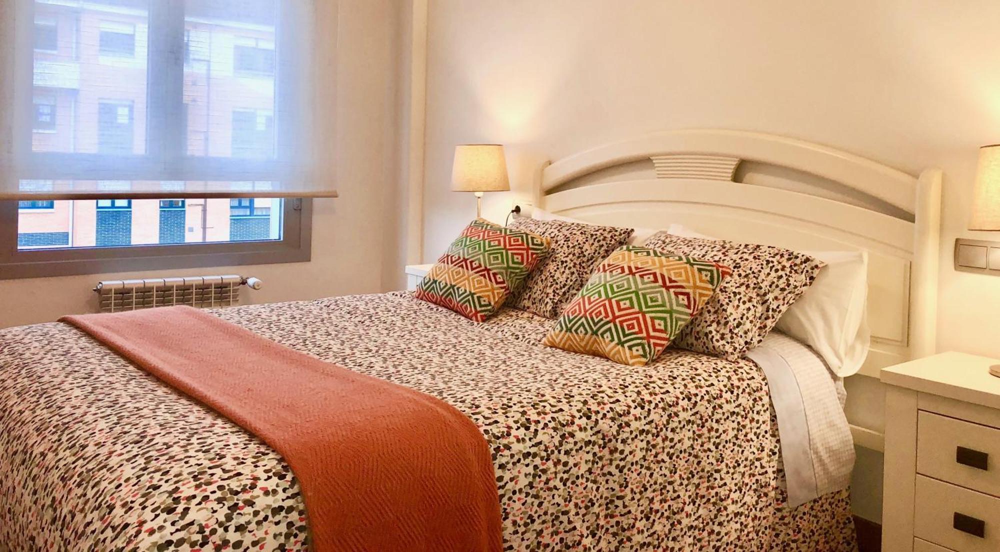Apartamento Europa Jardin โอเบียโด ภายนอก รูปภาพ